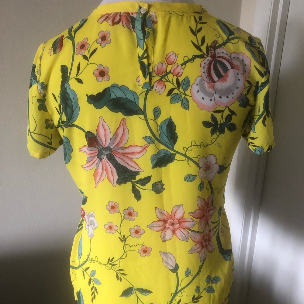Loft Floral Top Size M Petite - Picture 2 of 9